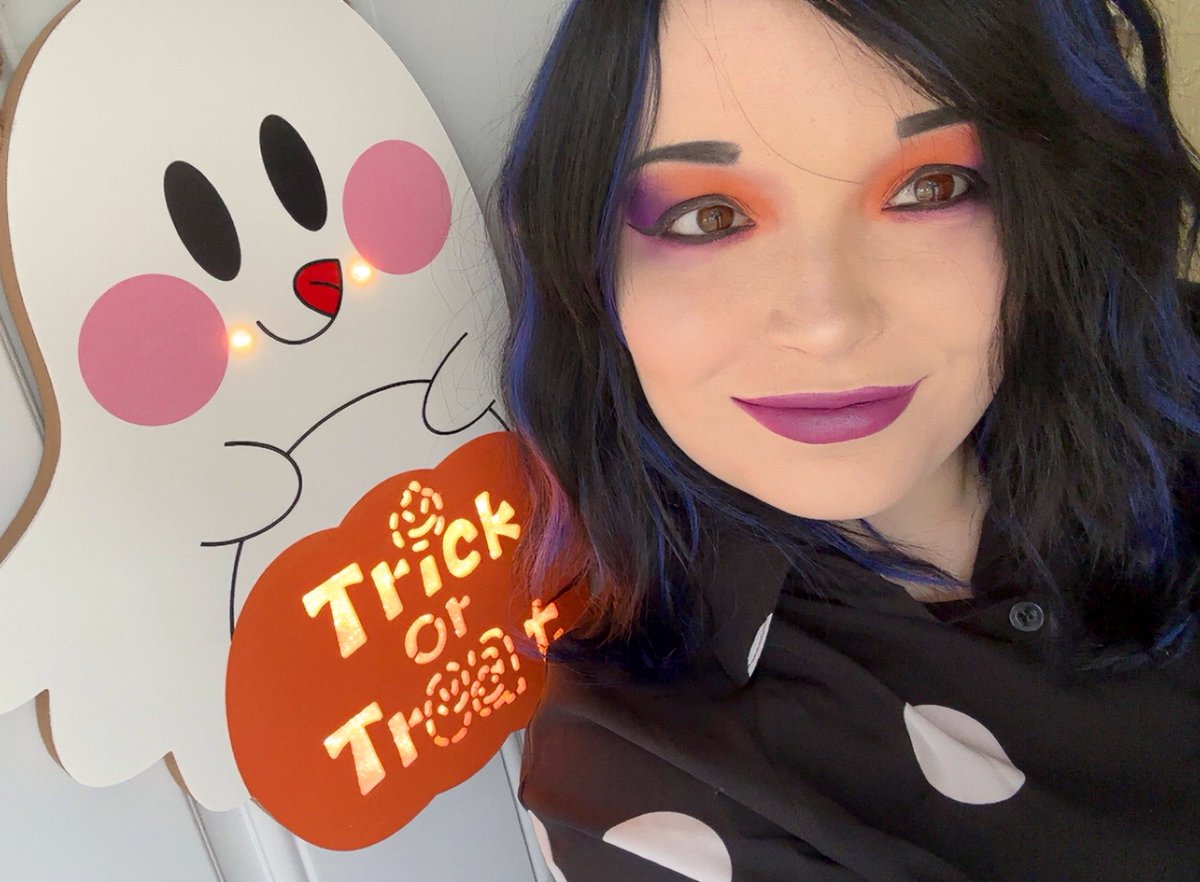 My 1st time living anywhere we may get trick or treaters!!! 🎃