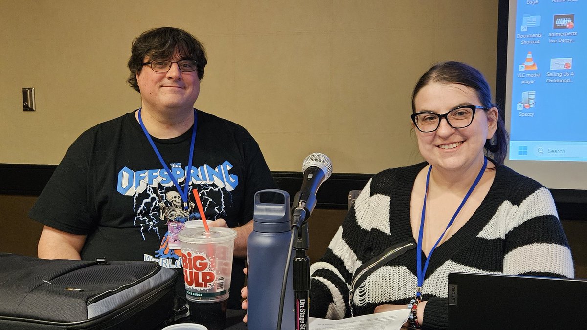 CDRobots's tweet image. Which Doctor Who Will We Do? time! Which Doctor Who panel will be blindly picked by the audience! #DerpyCon #DerpyCon2025