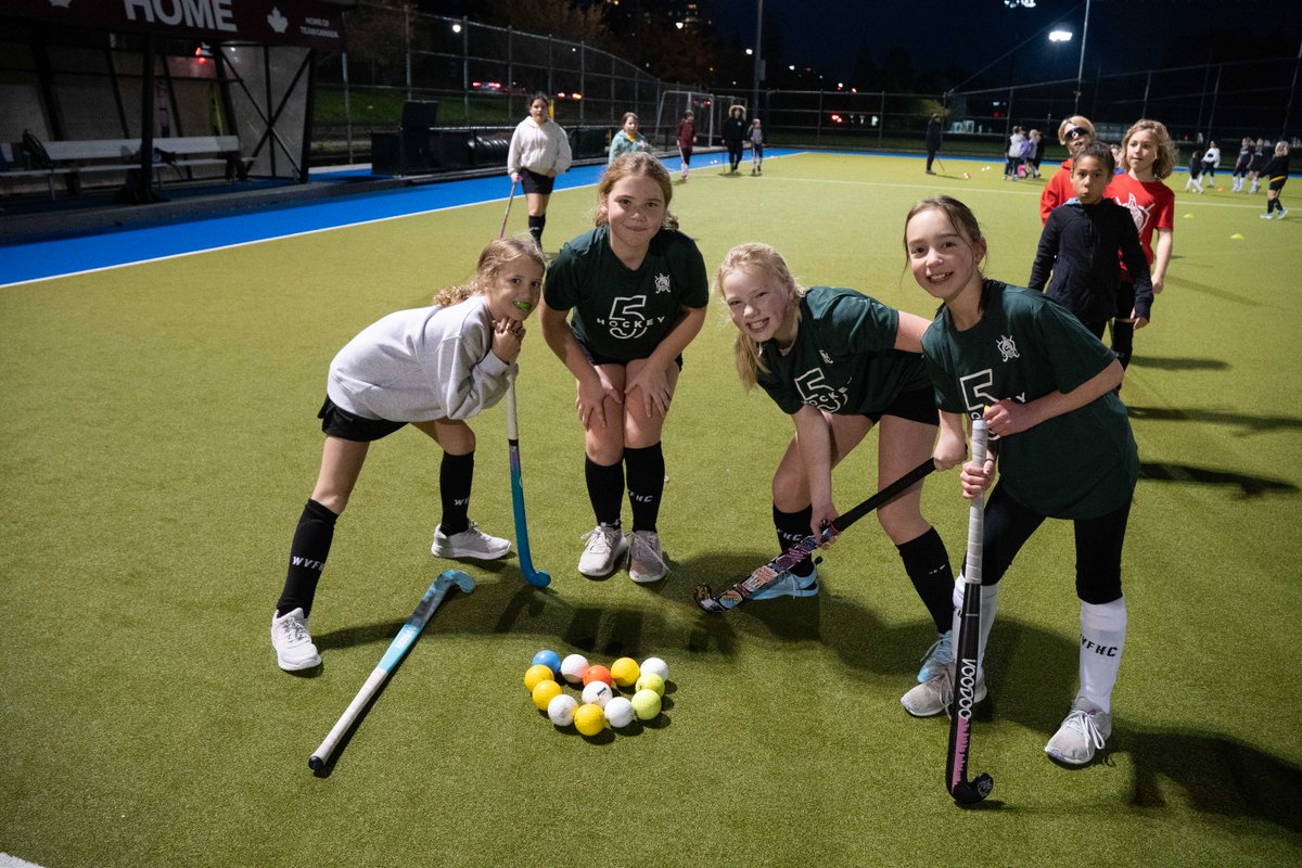 Who needs daylight when you’ve got this kind of energy? ⚡️🏑 Grade 4–5 Fall Hockey 5’s crushing practice at Rutledge lastnight! #WVFHC #Fall5s