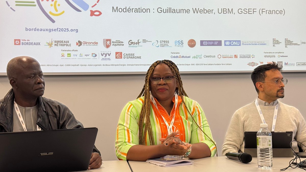 OngAsmade's tweet photo. Du 29 au 31 octobre 2025, l'ONG ASMADE et le CARTPL ont pris part au 7e Forum Mondial de l’ESS à Bordeaux. Un espace d’échanges sur le travail décent, la transition juste et les engagements politiques pour renforcer l’économie sociale et solidaire. #ESS #Solsoc https://t.co/QojfUolse3