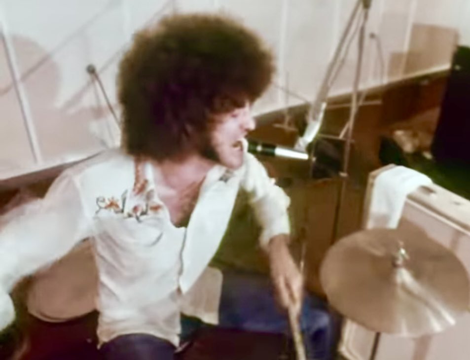 とこちゃん𓃹𓀀𓃗𓃒𓂃𓈒𓏸𖧷 on X