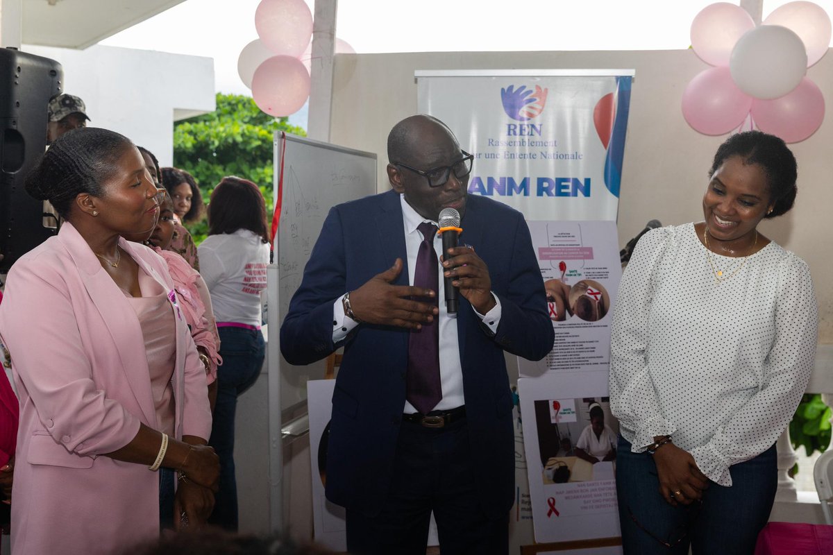 sterline_civil's tweet photo. Patisipe nan #FanmREN, yon seyans fòmasyon sou enplikasyon fanm nan politik jounen 31 oktòb sa a, te yon eksperyans ki ranfòse kwayans mwen: Ayiti bezwen tout fòs, tout lespri ak kè fanm li yo pou l rebati. Baryè ak klivaj pa ka anpeche nou vanse. Ann mete tèt ansanm, kole zèpòl nou, pou tifi jodi a, pou jenerasyon demen an, pou peyi nou. Fòk nou kontinye batay la nan lanmou ak solidarite, pou yon Ayiti kote tout pitit li yo gen plas yo, kote rèv yo pap janm gen limit.