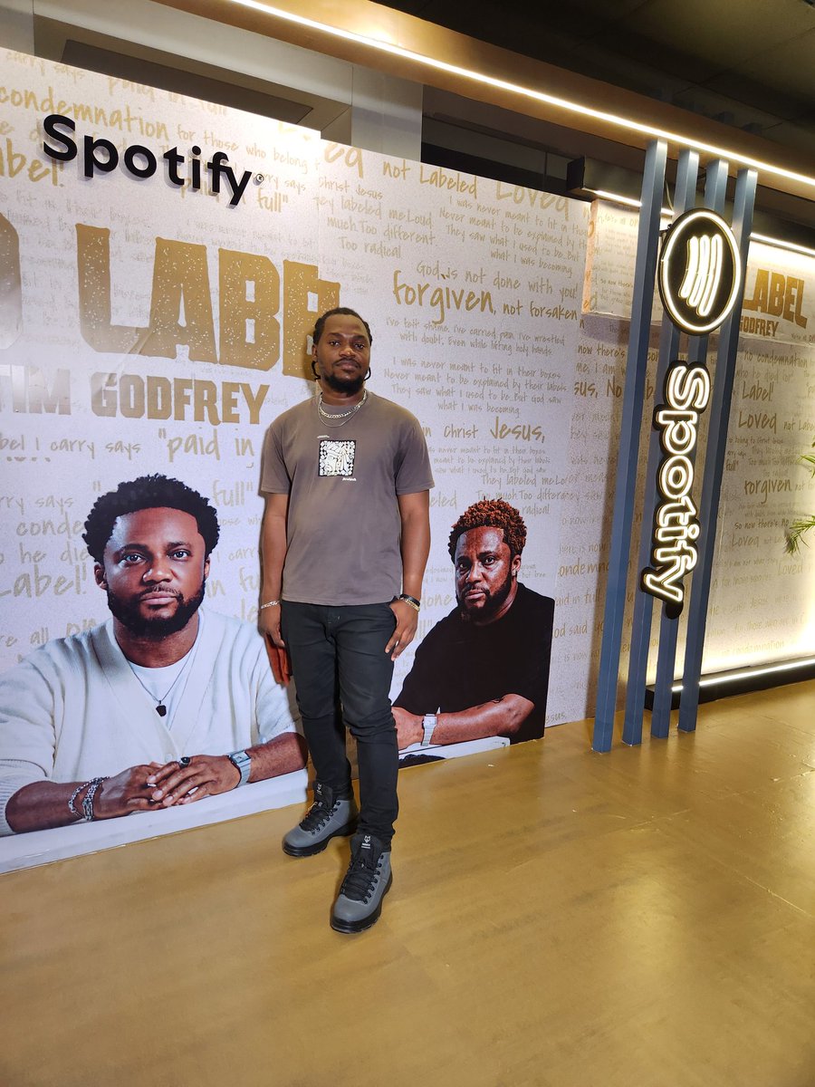 DNathDrums's tweet photo. Glad to have been part of this album, I played drums and mixed the track "OVERDO". Thank you Dr @timgodfreyworld 😊 🙏 

"NO LABEL" album is out. Let's gooooo 🔥🔥🔥 https://t.co/H3Oo9muayy