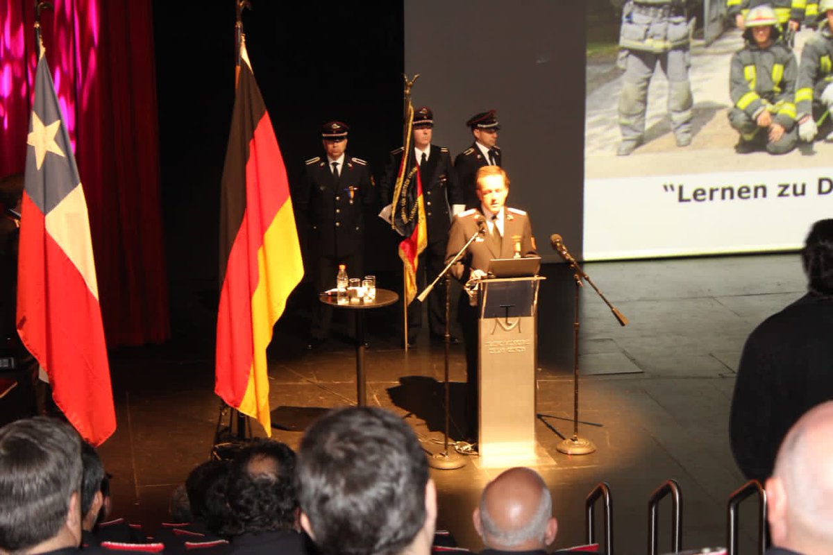 Super_CBS_Chile's tweet image. Hoy se dio inicio a la 53ª Convención de Compañías Chileno Alemanas de Chile, en esta oportunidad en la ciudad de Santiago, organizada por la @15feuerwehr, en el Teatro Municipal de Las Condes.