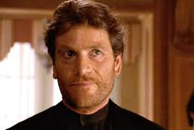 Nyantho's tweet photo. Tchéky Karyo, connu pour Nikita, mais encore récemment excellent dans Bonne conduite, est mort. Un acteur qui m'accompagne depuis mon enfance, tant j'ai adoré le détester dans Bad Boys... Il avait également incarné le juge d'instruction dans 'L'Affaire Bruay-en-Artois. https://t.co/UzqQu6OZGx