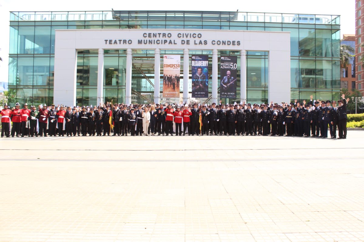 Super_CBS_Chile's tweet image. #convencion 53 Compañías Chileno Alemanas de Chile en Santiago.
Gran desfile por las calles de Las Condes, participando junto al resto de las Autoridades presentes.