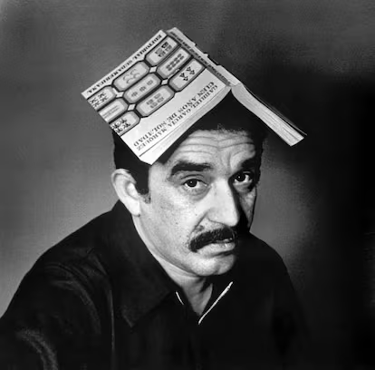 En una fecha como la de hoy (Halloween o Día de las Brujitas), vale la pena hablar sobre la relación de Gabriel García Márquez con las pesadillas. Va un brevísimo hilo sobre este vínculo espectacular entre el terror de los sueños y la creación literaria 🧵👇