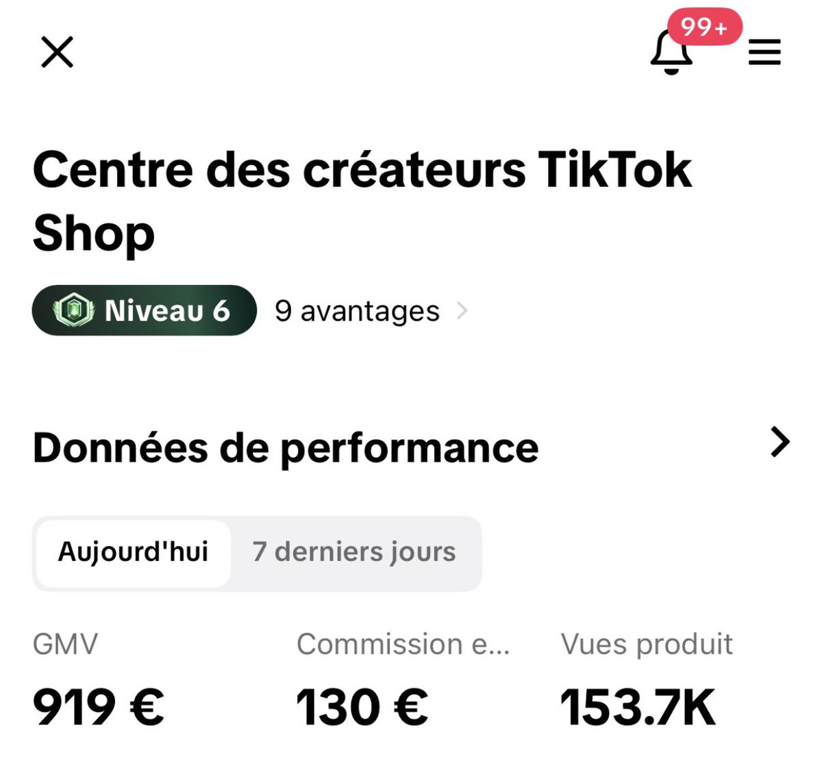 Nouveau compte TikTok full IA  sur TikTok Shop pour les créateurs 🇫🇷

Je vais atteindre les 1000€ de GMV aujourd’hui c’est propre ça promet ce mois de Novembre les ventes vont exploser 💰

Je montre ce process IA de A à Z en partant de zéro dans l’accompagnement