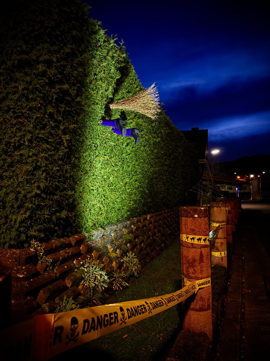 Die Tintentante tweet media