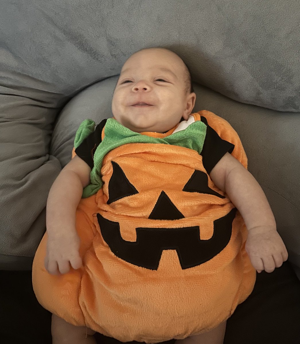 sammyjo ✨ tweet media