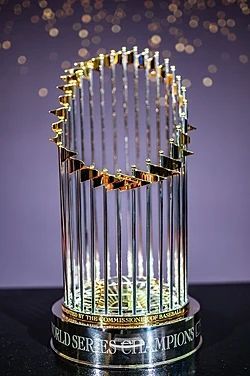 OKBlueJays1985's tweet photo. The World Series trophy might be presented tonight. It's history dates back to 1967 when the Cardinals won the title,. However, the trophy (called the Commissioner's Trophy) only got that name in 1985. That year the Royals beat the Jays in the ALCS then the Cards. https://t.co/SvSU6xcKy2