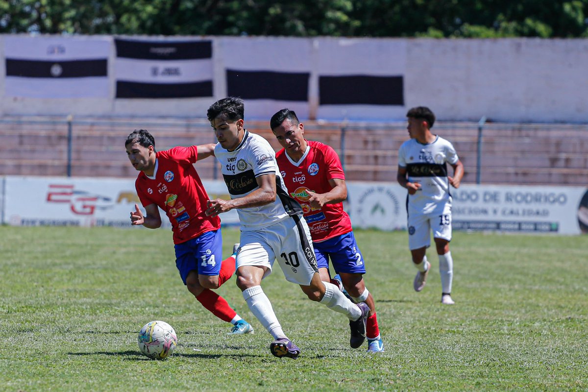 ⏱️85’

➡️ #OlimpiaDeItá 2
➡️ #Colegiales 0

🗓️ Fecha 32. 

#APFPrimeraB ⚽