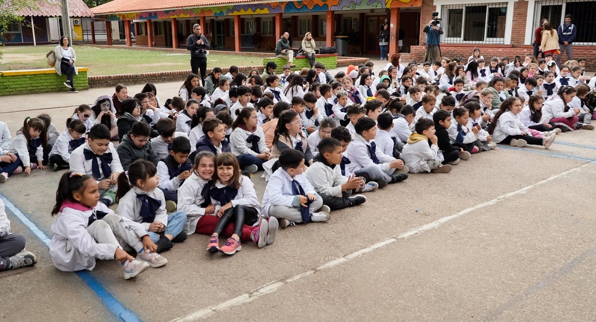 Intendencia de MVD tweet media