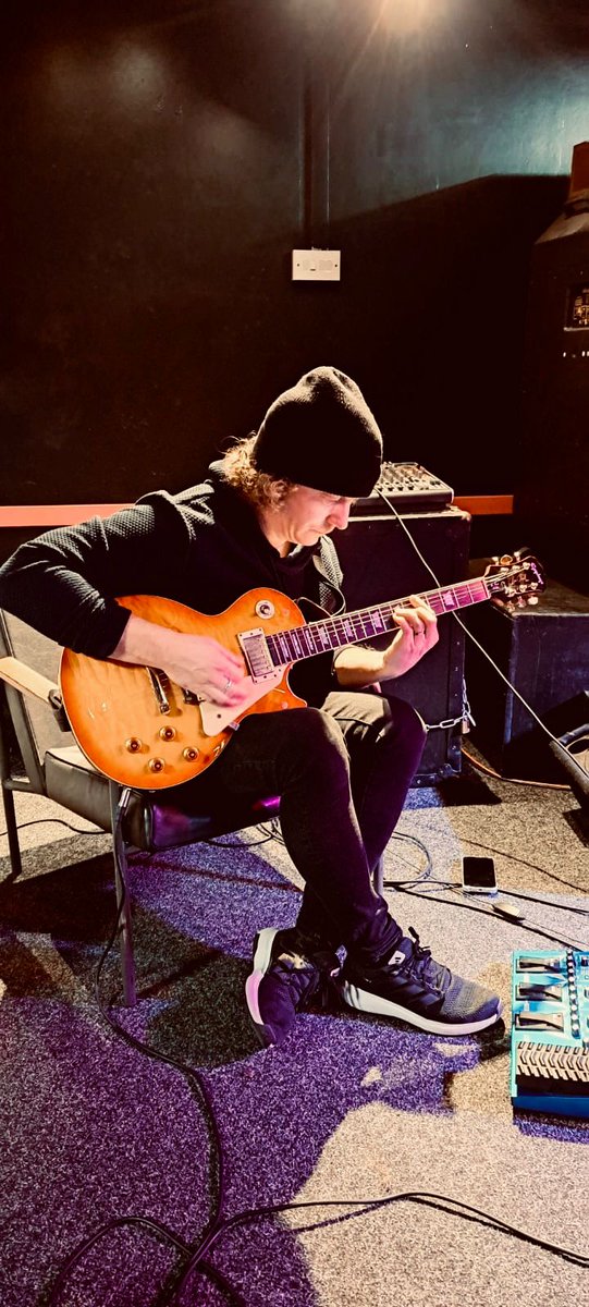 TheFazed's tweet image. 🎧 Top songwriting session this week 🔥 Stay tuned 👀 #Newtunes #CreativeVibes