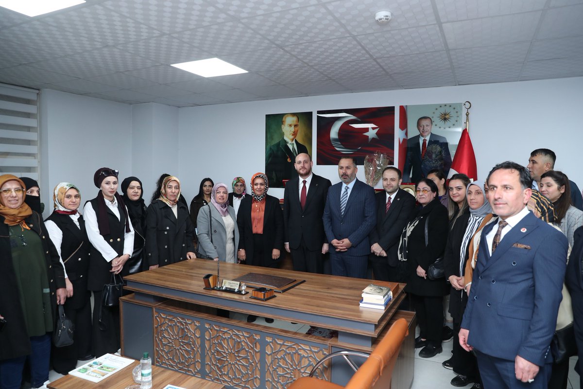 Misafirperverliğin ve dayanışmanın şehri Ardahan’da İl Başkanlığımızı ziyaret ederek kıymetli dava ve yol arkadaşlarımızla bir araya geldik.