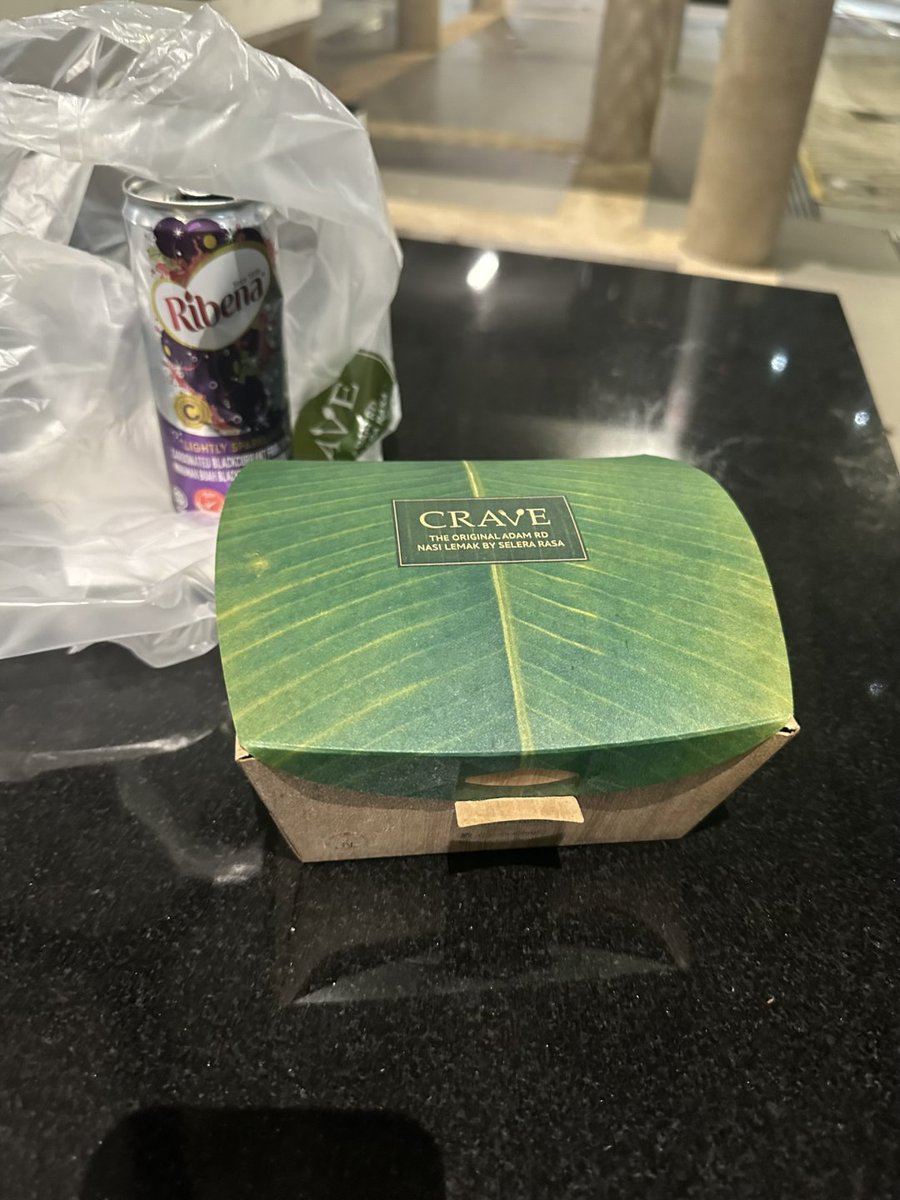 stdatsox's tweet image. 내가 그냥 산책하려던 건데, 먼저 유혹한 건 그쪽이야.