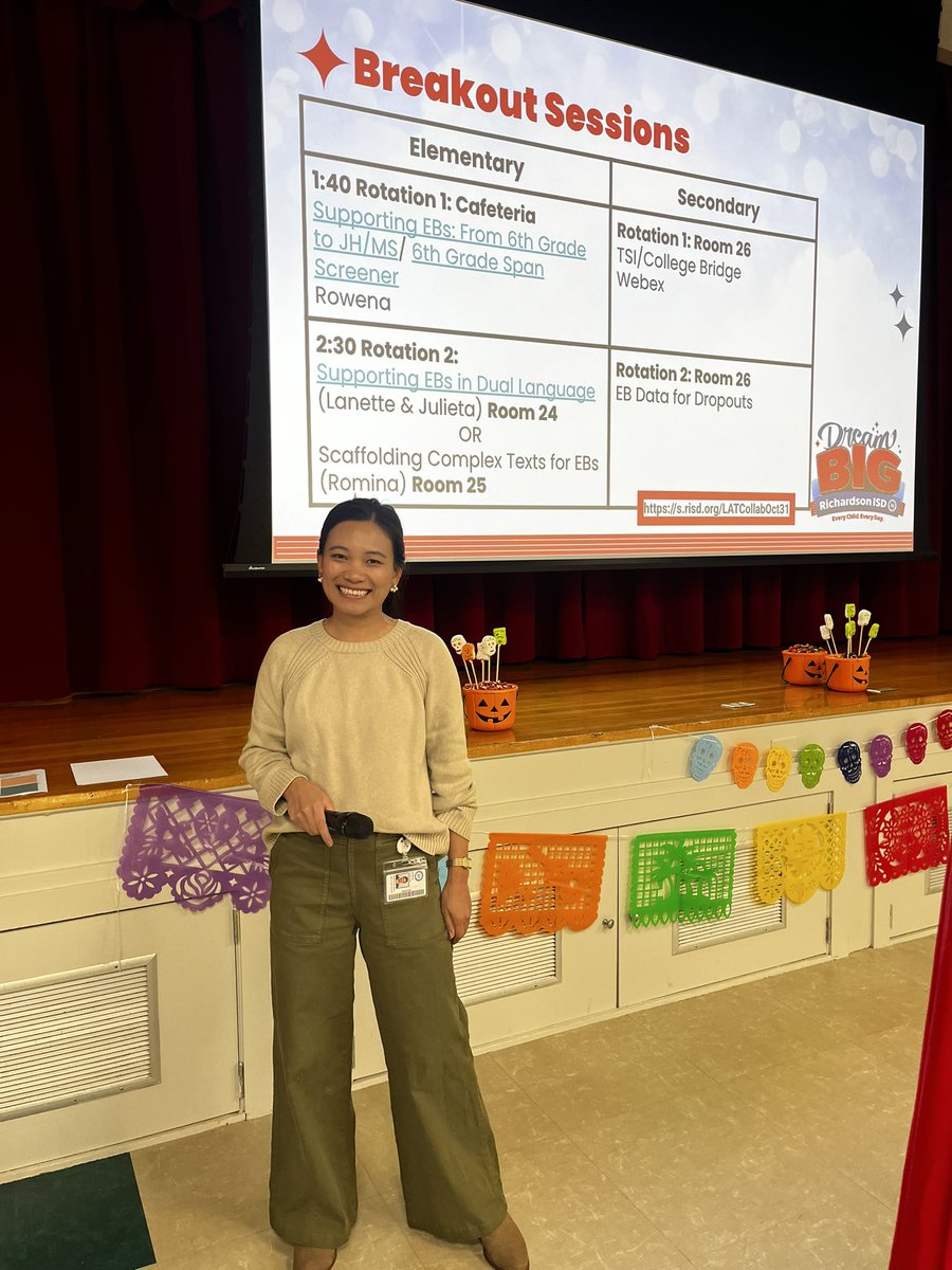 RISDMET's tweet image. Our awesome MET directors prepping our LATs for Game Day - 2025 Nov DWD! Go team! 🏈📣💪🏽#TELPASreadiness #DreamBIG