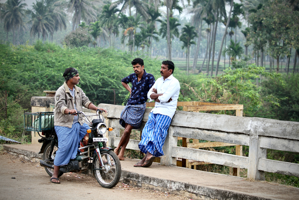 PNASNexus's tweet image. Algorithms that target influencers can help spread messages efficiently, but the distribution of information can be unfair, leaving vulnerable people uninformed. Researchers propose an algorithm that maximizes reach and information equity. In PNAS Nexus: ow.ly/c2ve50XkX2m