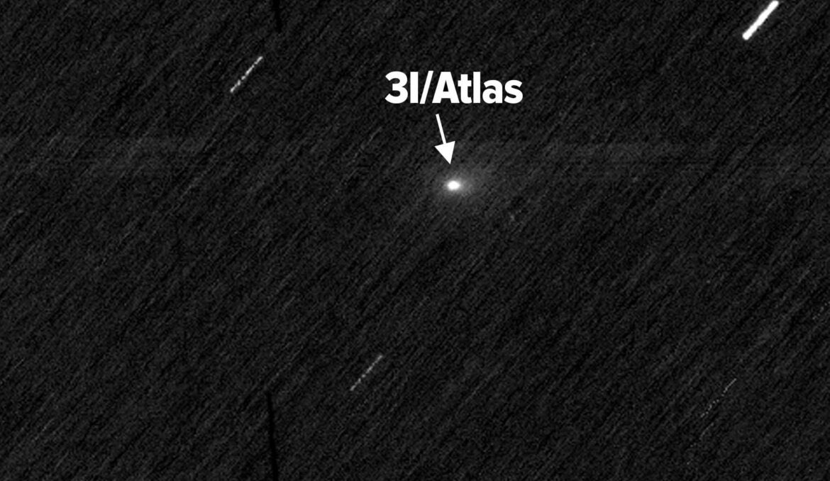 Vicnishwaran's tweet image. 🌠 Meet 3I/ATLAS: the 3rd confirmed interstellar comet! Discovered July 2025 by ATLAS in Chile. A cosmic wanderer from another star system, zipping through ours. Currently ~1.6 AU from Earth (150M miles). #InterstellarComet