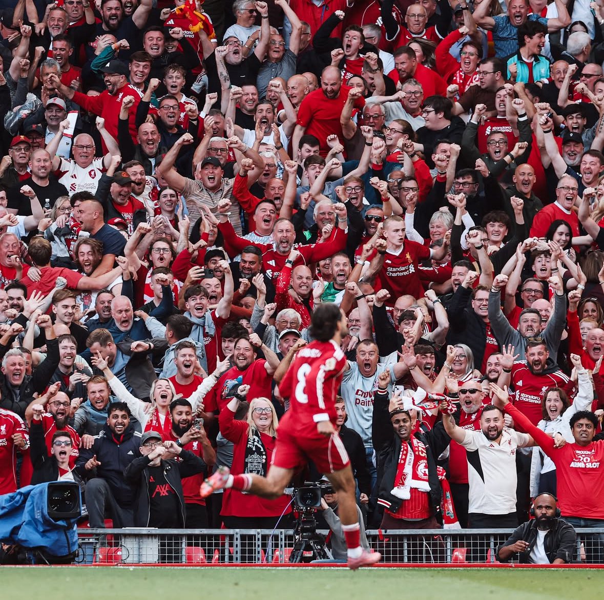 JamesWathland's tweet image. EXCL🚨: #LFC

Liverpool have opened talks with Dominik Szoboszlai over a new contract. 🇭🇺⭐️

He’s taken big steps this season, not only on the pitch, but also in the dressing room. 

Liverpool want him tied down long-term. 🔴