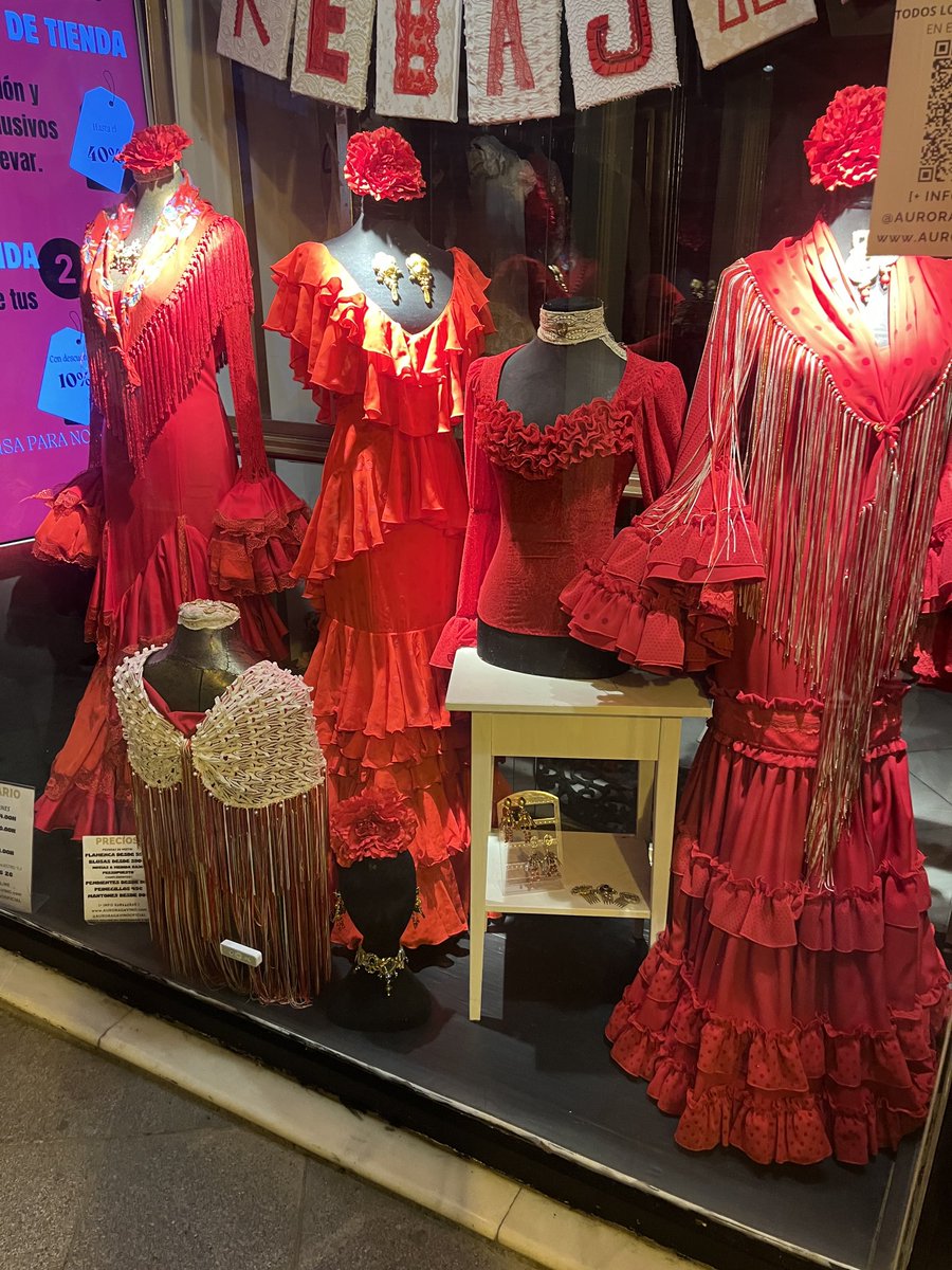 How to fit a bit of Flamenco into my next novel …❤️💃💃🇪🇸🇪🇸 Loved Seville! #readingcommunity #writingcommunity #travel