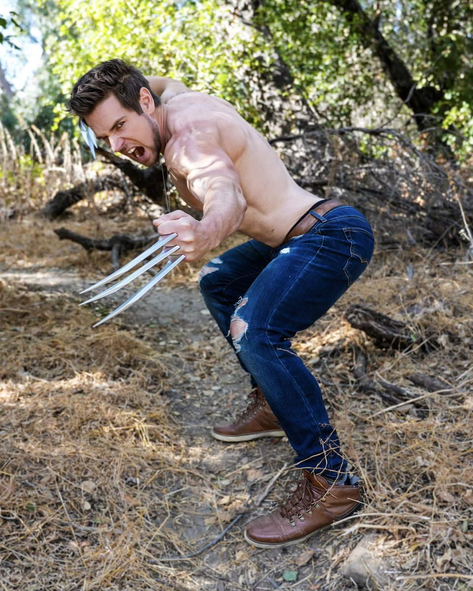 scottydynamo's tweet image. Happy Halloween! 🖤🧡