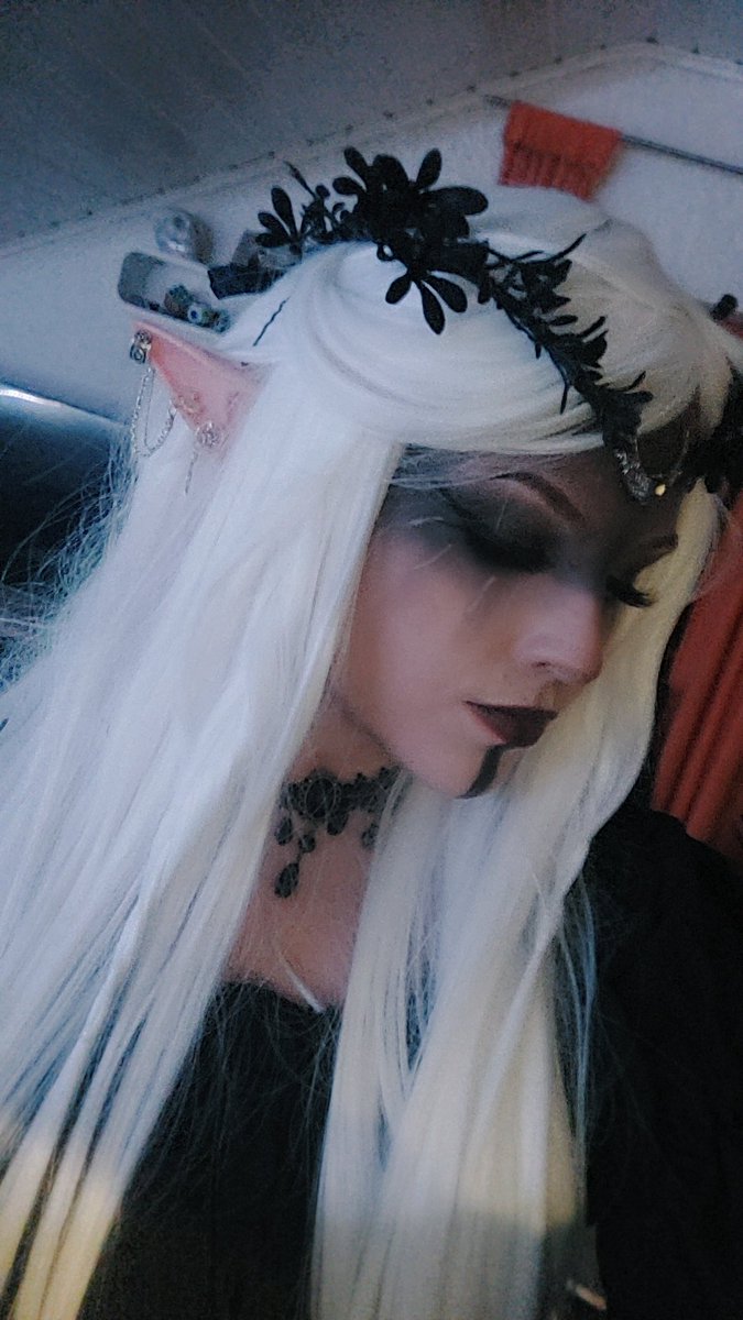 SK Emlux 🩷 tweet media