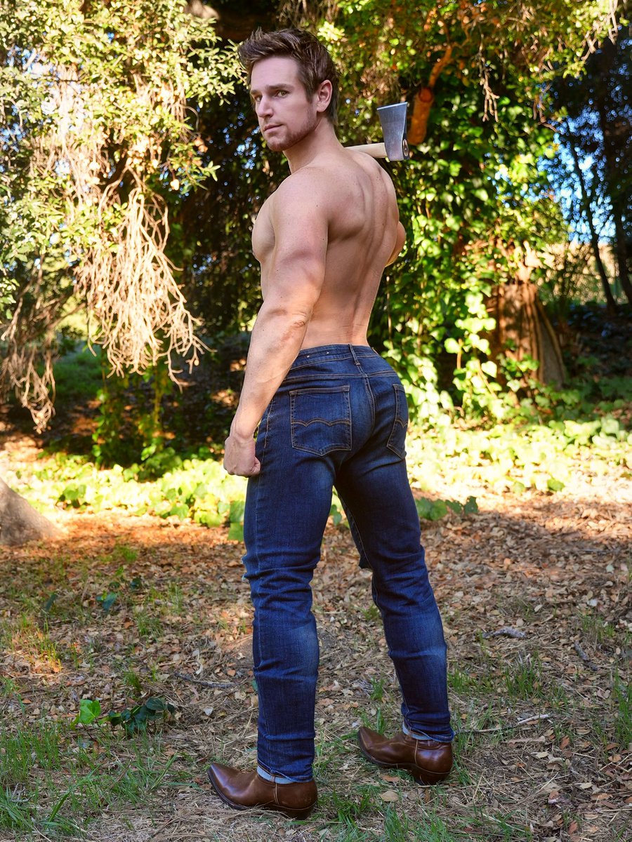 scottydynamo's tweet image. “Tell them the North remembers. 🇨🇦”
#CaptainCanuck