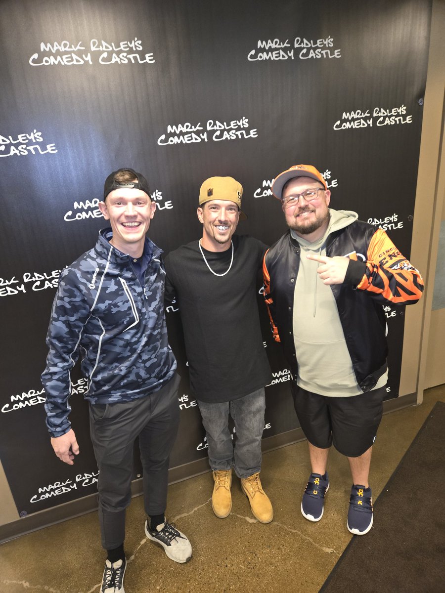 Cincinnati's finest was in Royal Oak on Wednesday night. If you dont follow That 1 Mailman and haven't seen his stand up you're missing out. Great show! 
#Thatonemailman #Cincinnati #Standup #Comedy #MarkRidleys #Whodey