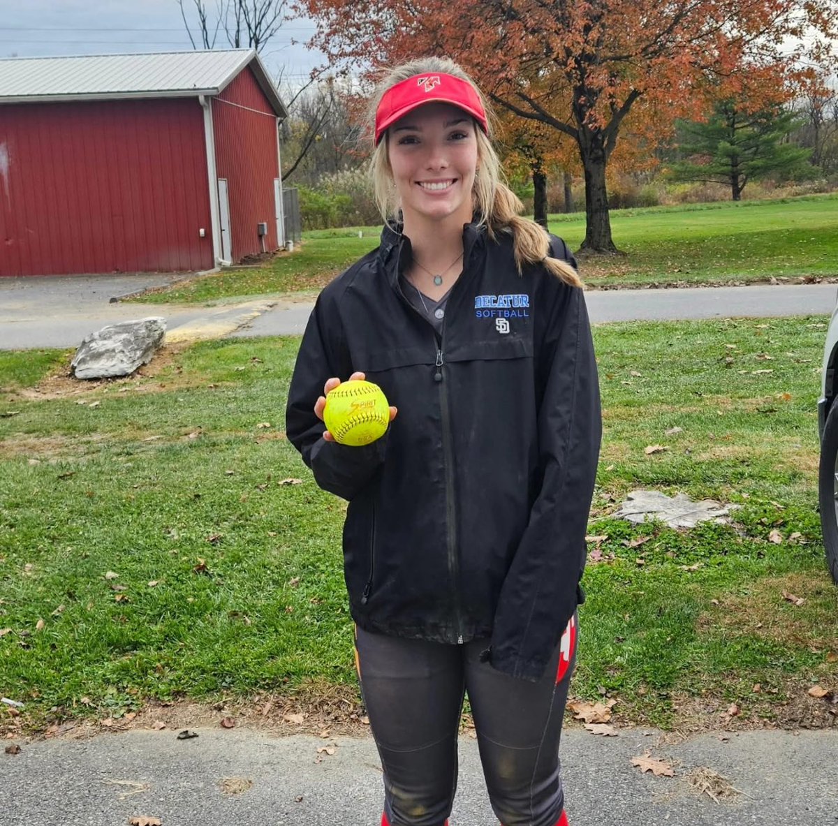 Emily Blume RHP | OF | U 2026 tweet media