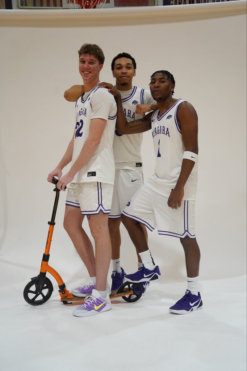 Doug Larson tweet media