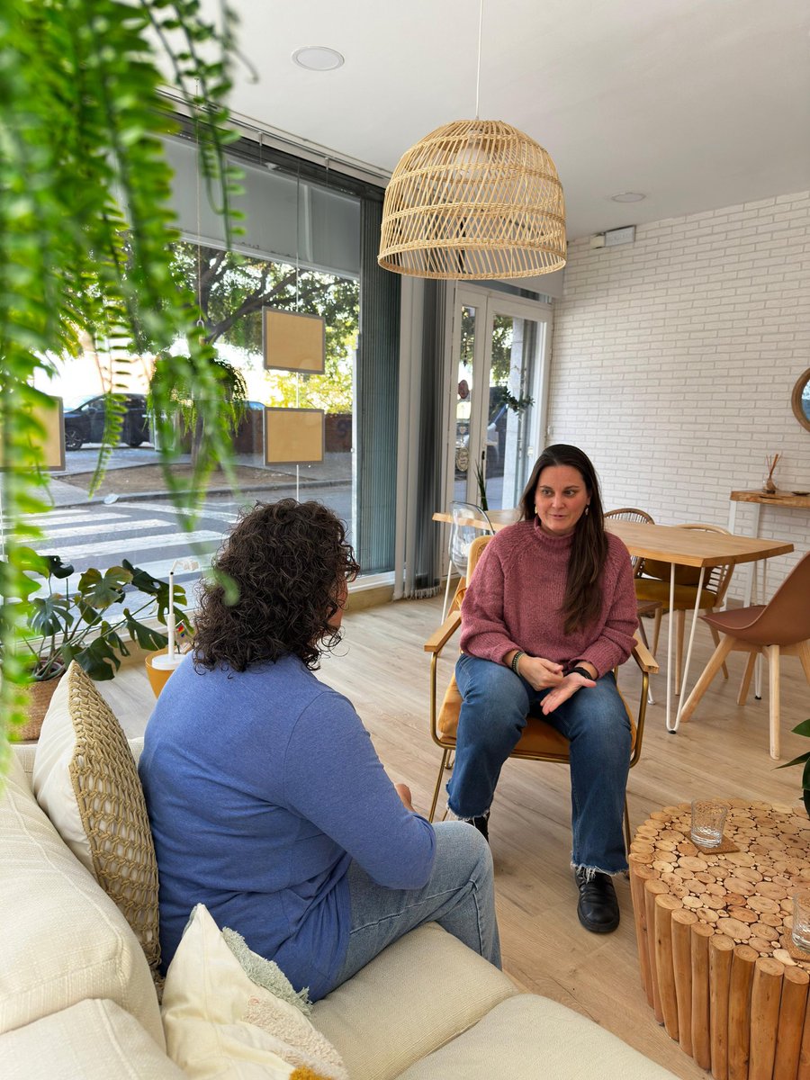 Avui ens hem reunit amb l'OIympia i hem descobert el seu centre CONNECTA.

❤️ Unim sinergies, esperances i pensaments... tots adreçats a les persones joves. Una etapa complicada i plena de dols.
