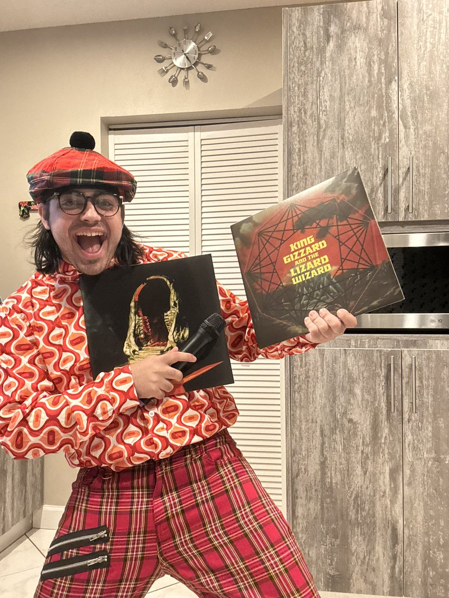 happy halloween, and doot doola doot doot...