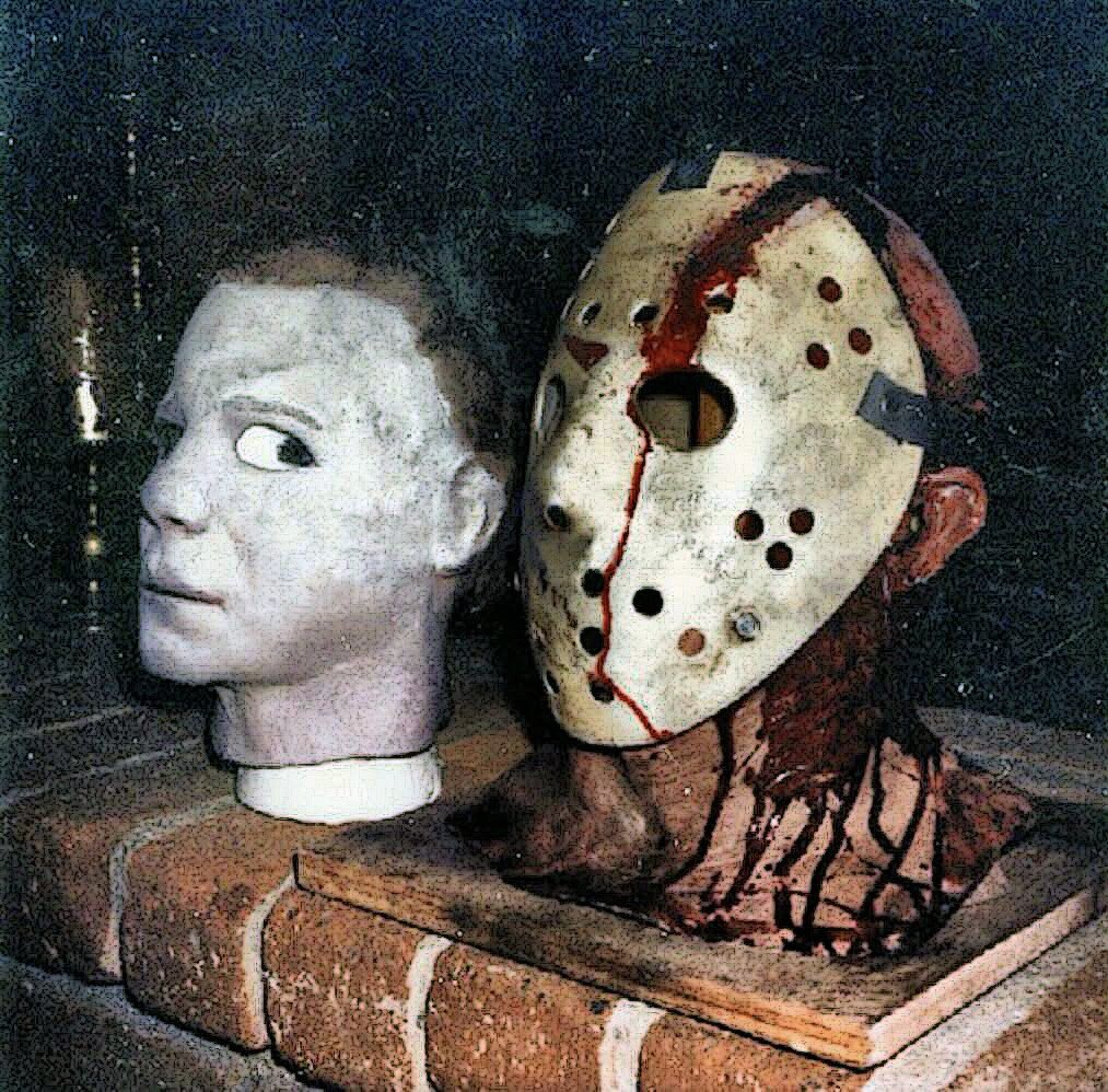#HappyHalloween 🎃🏕️🔪#JasonVoorhees &amp; #MichaelMyers unite!

Dick Warlock #Halloween 2 (1981) + Tom Morga #FridayThe13th 5 (1985)