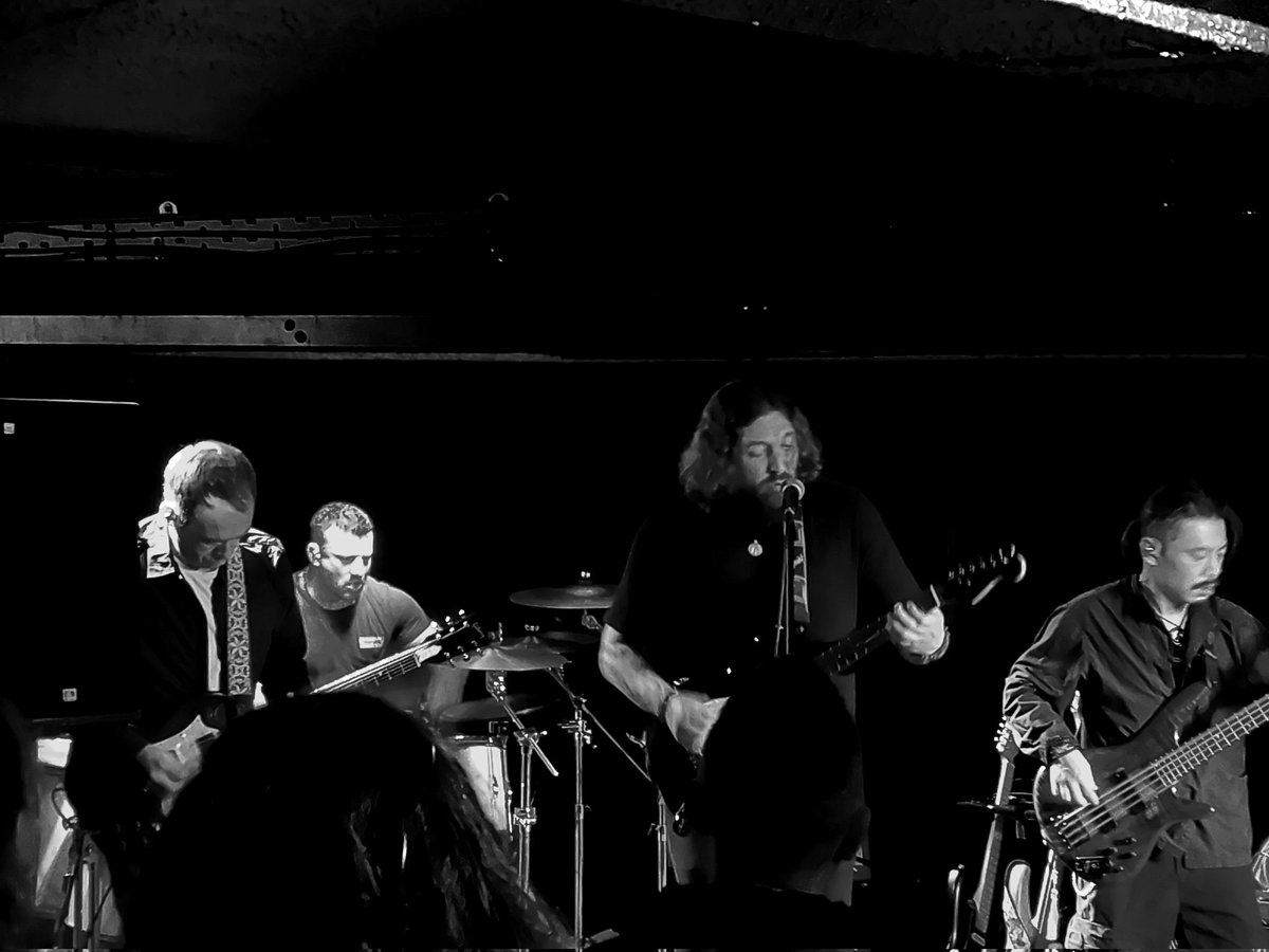 <a href="/HolyCovesBand/">Holy Coves</a> <a href="/scottmusicdruid/">Scott Marsden</a> <a href="/SnowdoniaRec/">Snowdonia Records</a> <a href="/IndieRevUK/">Indie Revolution</a> <a href="/webelievemusic/">We Believe</a> <a href="/DJSCOUSE1976/">La La Land Productions</a> <a href="/indierock01/">Indie Music</a> <a href="/BOOSH_Dawson/">BOOSH 🏴󠁧󠁢󠁷󠁬󠁳󠁿</a> <a href="/CM4R86/">Colin</a> <a href="/InYourEarsMusic/">📡 In Your Ears Music 📡</a> Fantastic

Loved every minute

If you get a chance to see  #HolyCoves be sure to take it.

Good luck with the rest of the tour... Until next time 🍻

( with <a href="/siracusemusic/">SIRACUSE</a> next time 🤷🏻‍♂️👍🏻)