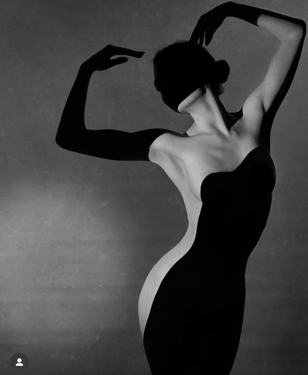 rollingArt43's tweet image. ∎

"Grâce"

© Michel Ruelle
dit Aéro

#Art #Artiste #Dessin #Peintre #Aérographe