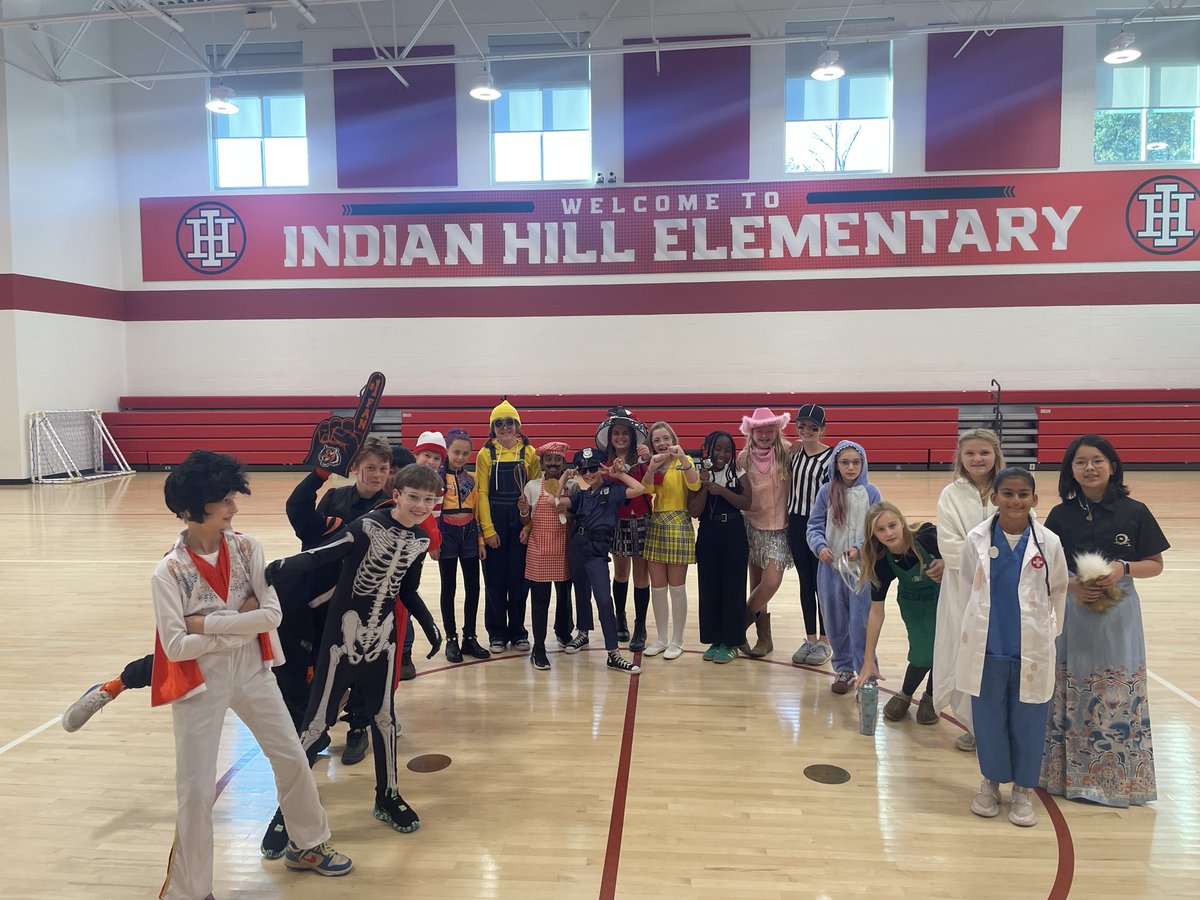 IHES_PE's tweet photo. Have a great weekend and happy Halloween! https://t.co/7N1YGqcrIP