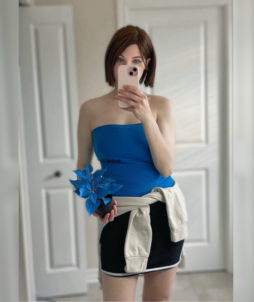 You want STARS?✨ 
Jill Valentine 💙
Happy Halloween!