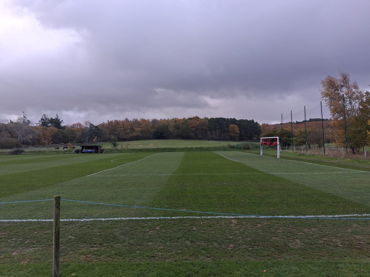 Mattyk05's tweet image. Very tough week with half term and the weather. But pitch sprayed with Stadia 29-0-2 + Mg and Forza Forza 6%Fe + Cu + Zn. Too soft for tractor and wessex. So cut with the @AllettMowers C34 today width ways. Hoping rain eases off tomorrow and plays well @HambledonFC