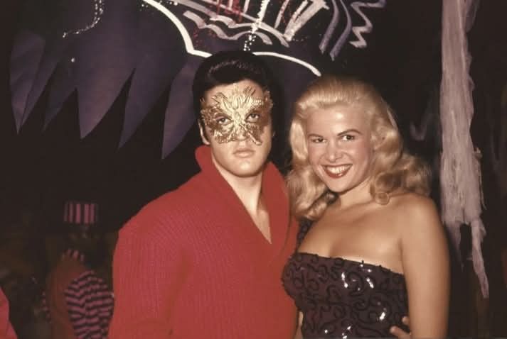 Happy Halloween! 🎃 🤪 😜

#Elvis #ElvisPresley #TCB
#ElvisHistory #Graceland
