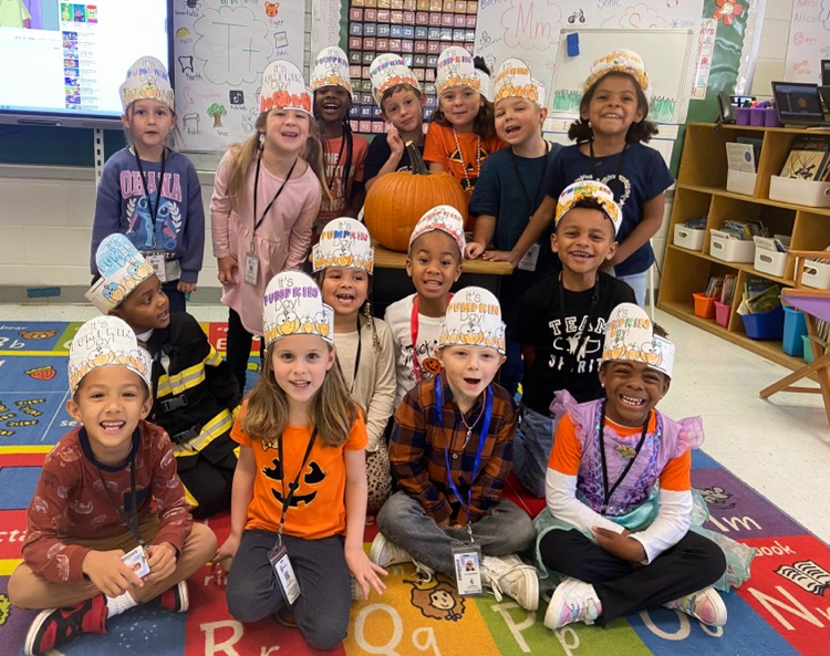 DCEsuperhornets's tweet photo. Pumpkin Day was a smash hit in Ms. Groverโs kindergarten class! Students learned, labeled, and wrote about all the parts of a pumpkin. Then, they rolled up their sleeves and counted every seedโฆ all 557 of them! ๐ #LaunchintoLearning https://t.co/klk8An1dPg