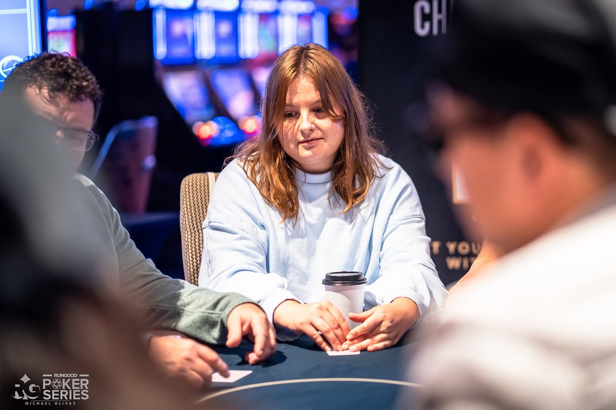 Hey <a href="/MGMNH_Poker/">MGM National Harbor Poker</a> Ladies! 💍 

Be sure to set an alarm for the $10,000 GTD $300 buy-in Ladies Ring Event TONIGHT at 6:15PM. 🔔 

See you there! ♠️♣️♥️♦️