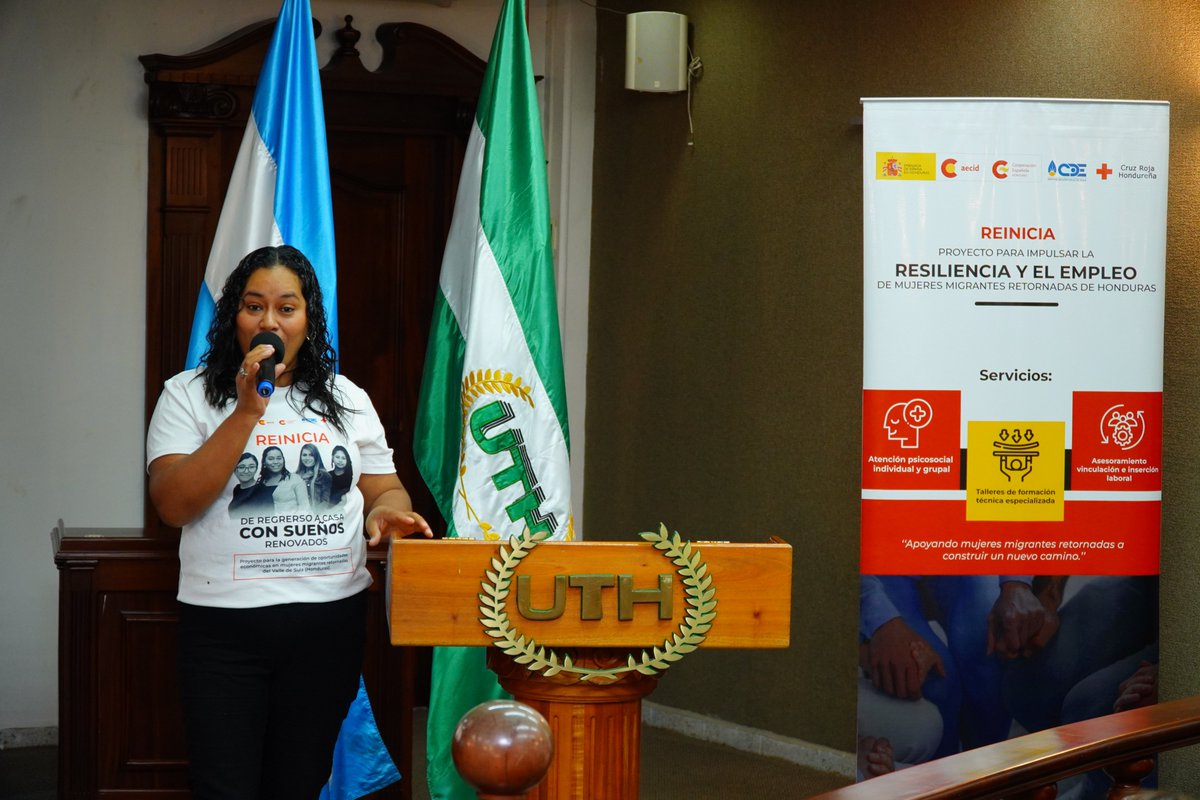 🎓40 mujeres migrantes retornadas culminaron su proceso de formación e inserción laboral impulsadas por el Proyecto REINICIA, iniciativa financiada por #AECID 🇪🇸🇭🇳 e implementada por #CDEMIPYMEVS en colaboración con <a href="/cruzrojahon/">Cruz Roja Hondureña</a>

Conoce más detalles: bit.ly/4oiUtDR