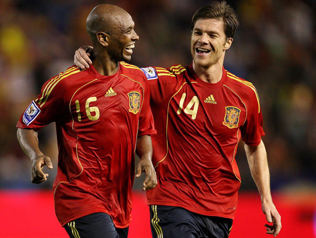 I see Xavi Alonso.

Who else do you see? 👀