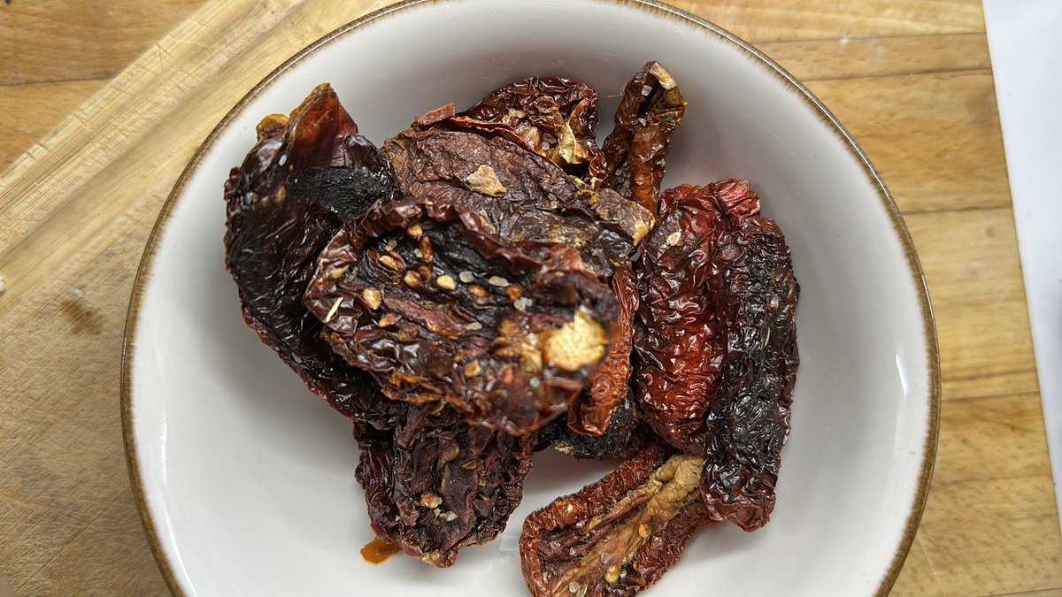 Kuru domates nefis kokuyor 👍 <a href="/TabiplerTarim/">Tabipler Tarım Koop</a>