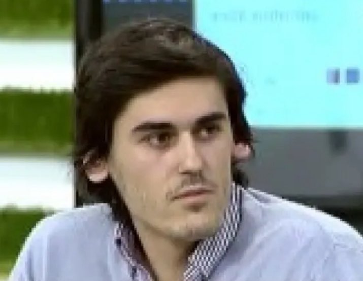 Begonho's tweet photo. @FonsiLoaiza Pero este eres tú. https://t.co/1gVvPVlnAM