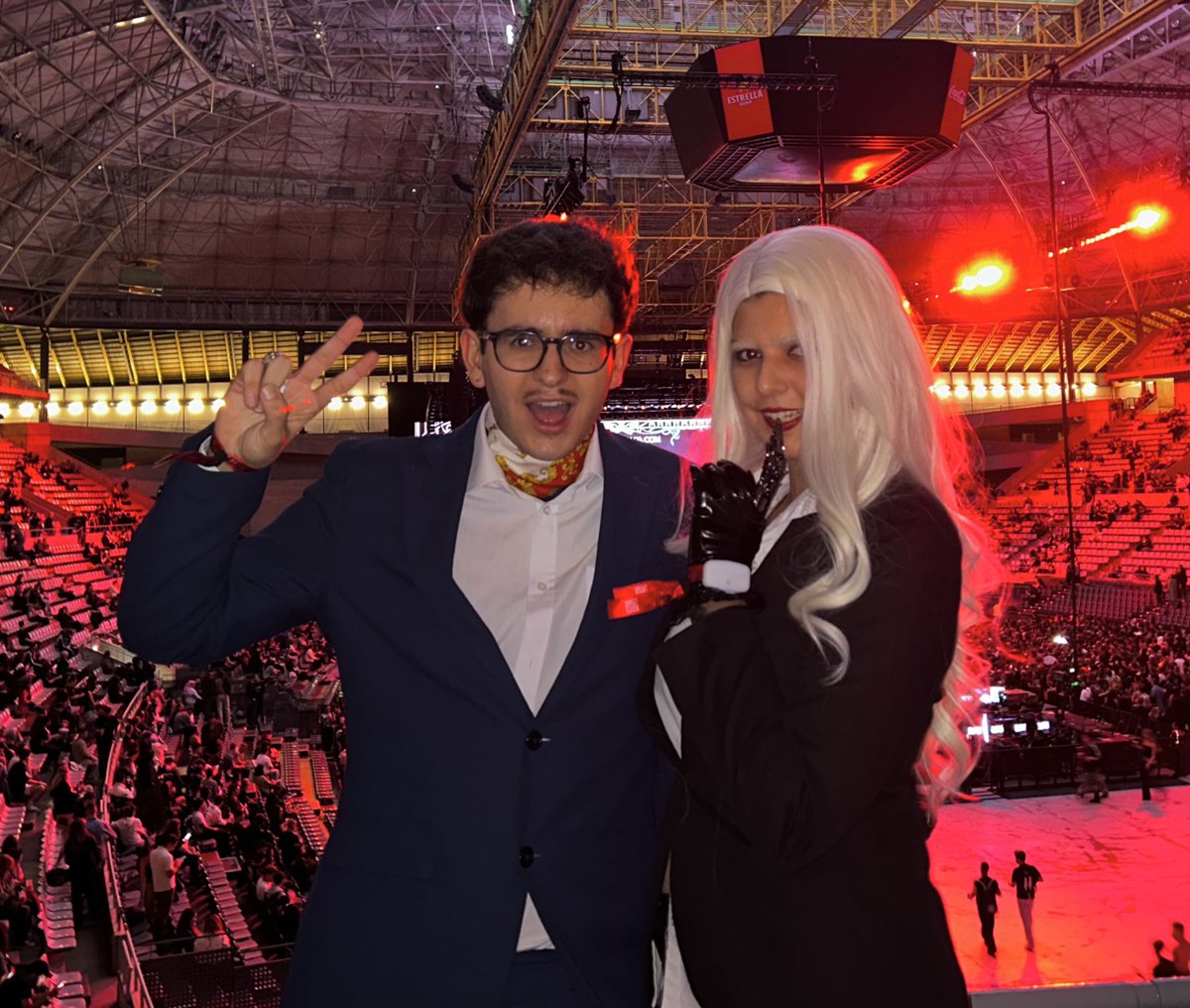mexiasreloaded's tweet photo. hoy las majas ven a lady gaga #monstrua https://t.co/EpGzpT7n5V