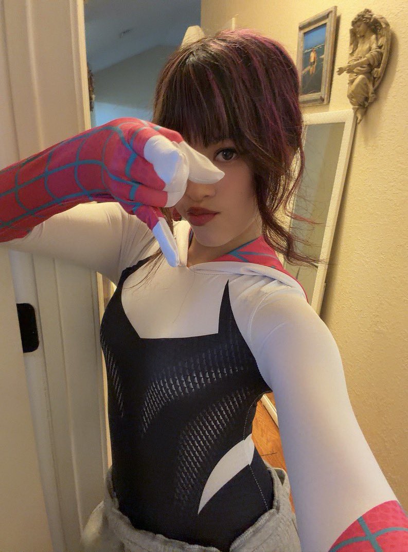 aerithscloud's tweet image. im like if draculaura was spiderman