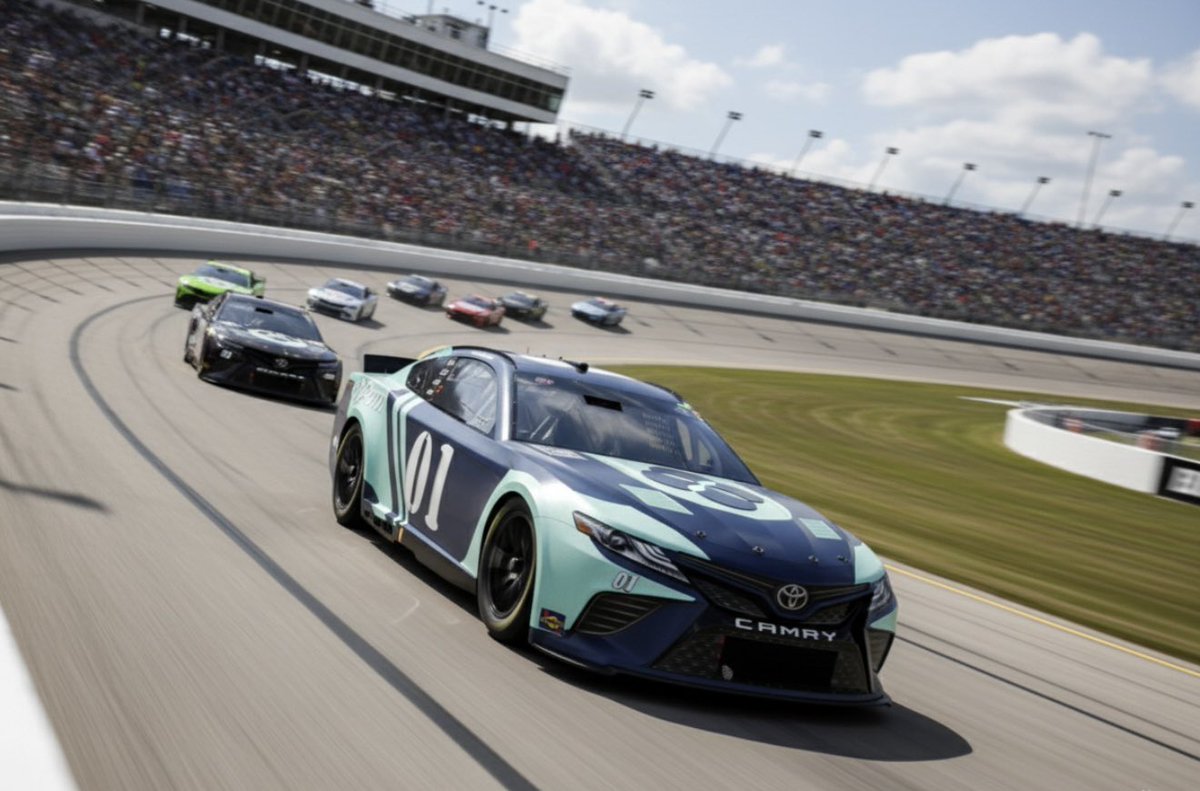 We chose the hard path.

Every founder at Pam owns a core part of the business.
Product. Engineering. Integrations. GTM.

Long nights, early flights, sleeves rolled up.
Thousands of miles in dealerships instead of boardrooms.

We sat with advisors, BDC agents, sales teams, and