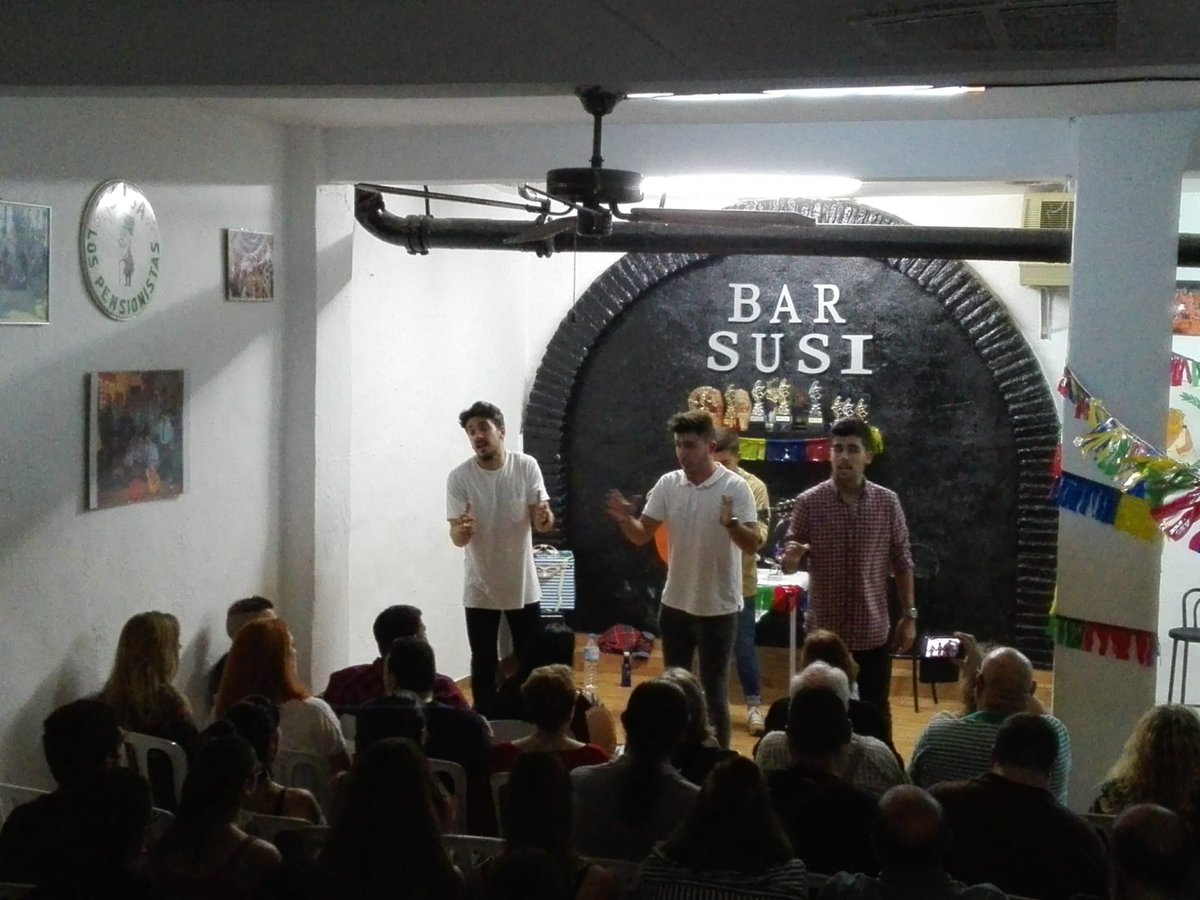 Que viene, que viene, shhhh! Shhhh! Que viene, que viene, shhhh! Shhhh!
🎭Vuelve el concurso de Coplas
💰Premios potentes💰
🎟️Con la entrada/donativo podrás ser jurado y votar a tus carnavaleros favoritos para el Premio del público.
#CarnavalMLG 
<a href="/CarnavalMLG/">Carnaval de Málaga</a> 
<a href="/JokerMalag/">JokerMalagueño🎭</a>